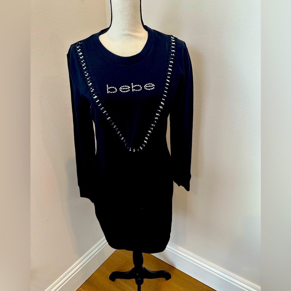 NWT Bebe LOGO CHAIN DETAIL
SWEATER DRESS